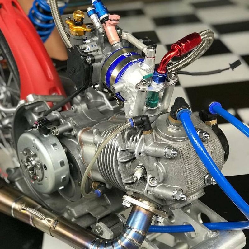 Baut tutup klep hawa mesin motor jupiter grand kharisma 125 megapro tiger set selang