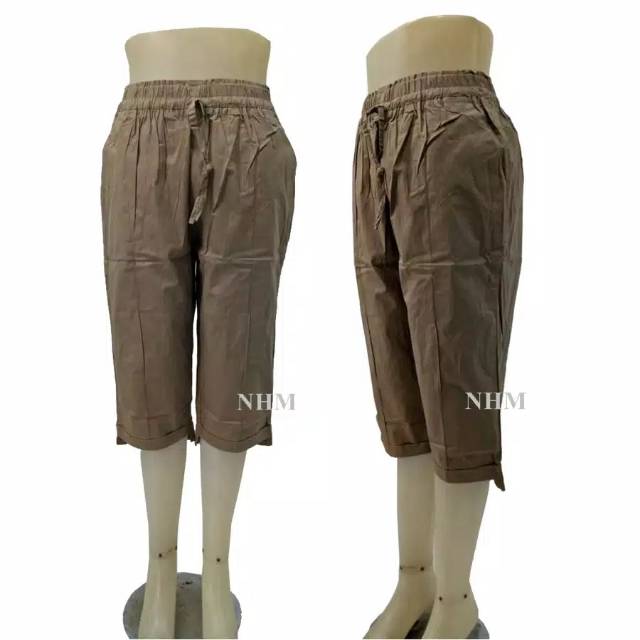 Celana pendek wanita 7/8 jumbo