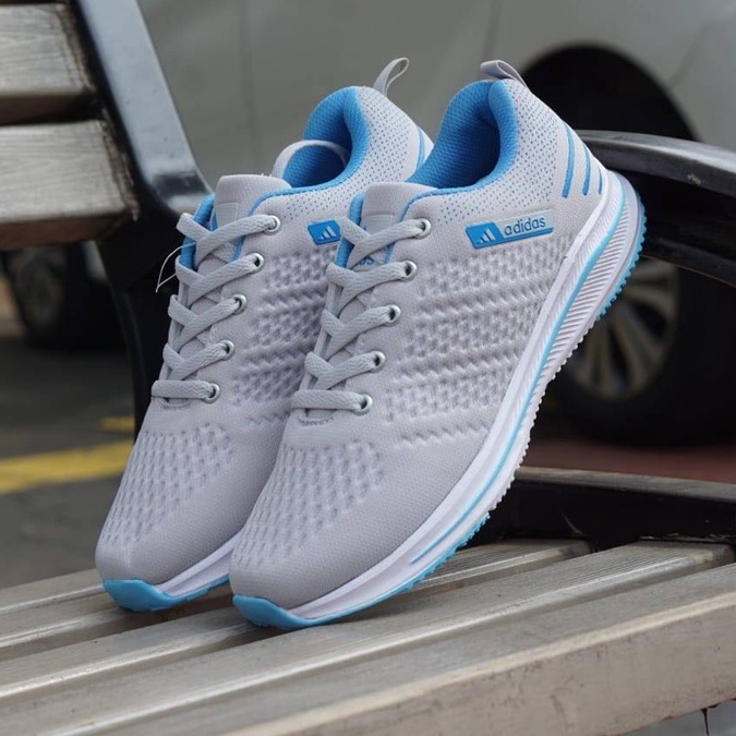 Sepatu sneakers wanita / Adidas / Sepatu lari / Sepatu running / Sepatu sport / Sepatu senam / Sepatu putih wanita / Original / Import / Premium / Murah / Terbaru-4
