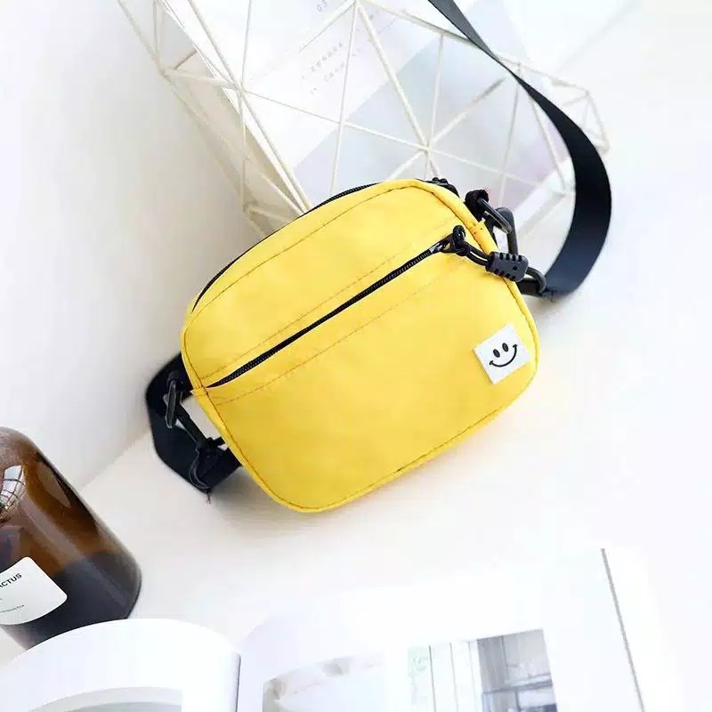 Sling Bag Pouch Bag Tas Selempang Smile Korea Japan Style  LangFord Pria Wanita