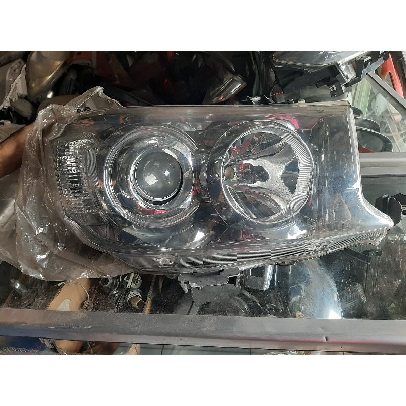 Headlamp fortuner 2010-2011