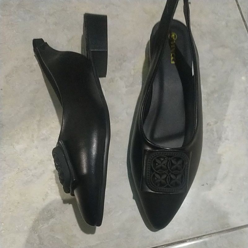 Sepatu Wanita Karet Belakang TGM