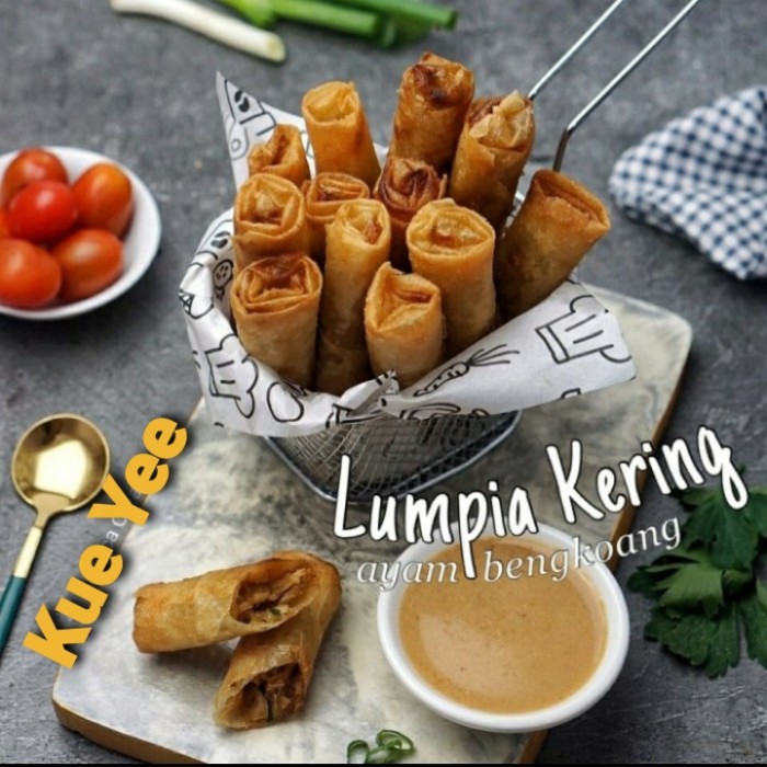 

Lumpia Goreng isi Ayam & Bengkoang khas Jawa Tengah min order 5pc..BESTSELLER