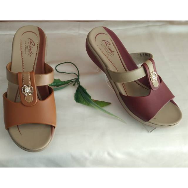 Sandal wanita Rindi Ln 302
Merah, orange