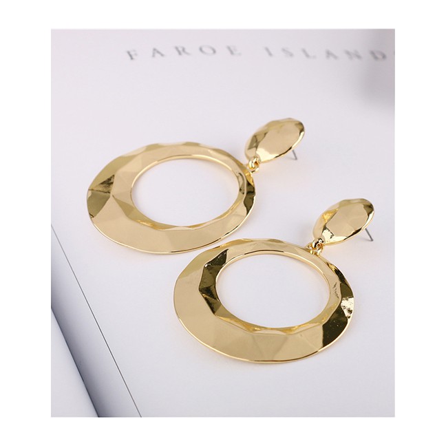 LRC Anting Tusuk Fashion Golden Alloy Diamond Geometric Stud Earrings D84669