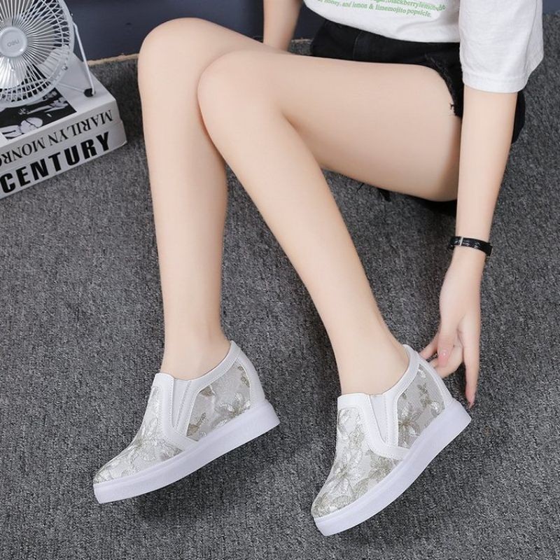 ( AMOUR ) Sepatu Wedges Brokat Korea Fashion Import 811