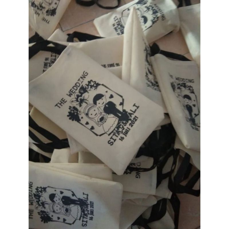 

Tas souvenir per 100pcs ukuran 15x25