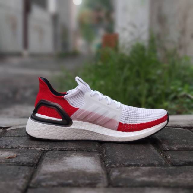 SEPATU PRIA ADIDAS ORIGINAL ULTRA BOOST 19 M EF1341RUNNING