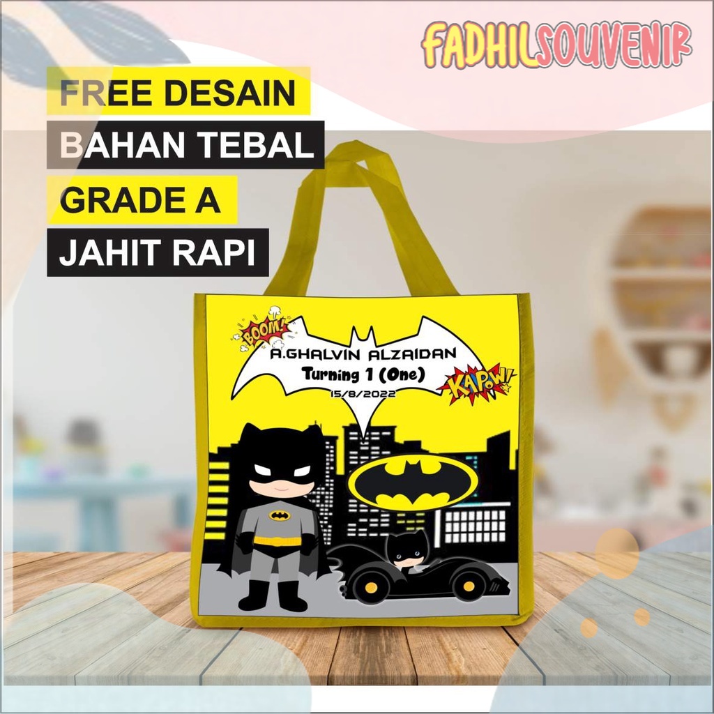 

Tas Ulang Tahun Ultah TERLARIS Custom TERLARIS UK 20 x 20 x 13 cm / 35 x 25 x 15 muat box KFC
