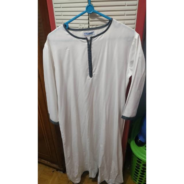 Gamis putih wanita preloved
