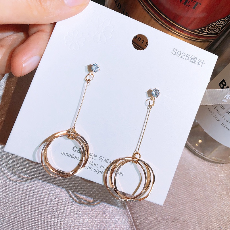 Anting Tusuk Gantung Panjang Bahan Sterling silver 925 Bentuk Bulat Warna Gold Untuk Wanita