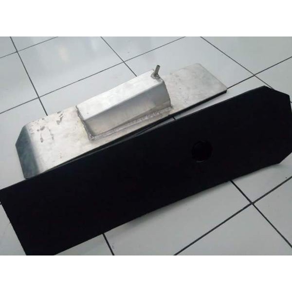 jok drag atau tangki drag