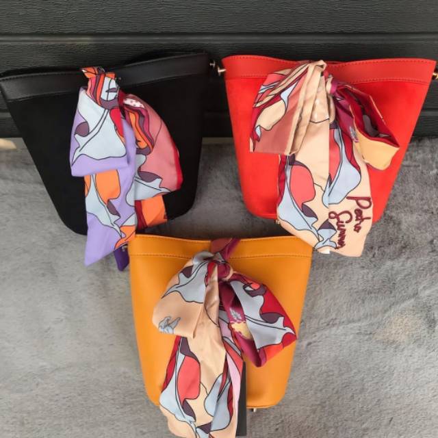 Tas Wanita Pedro  HOBO SCRAF HITAM /KUNING /BATA