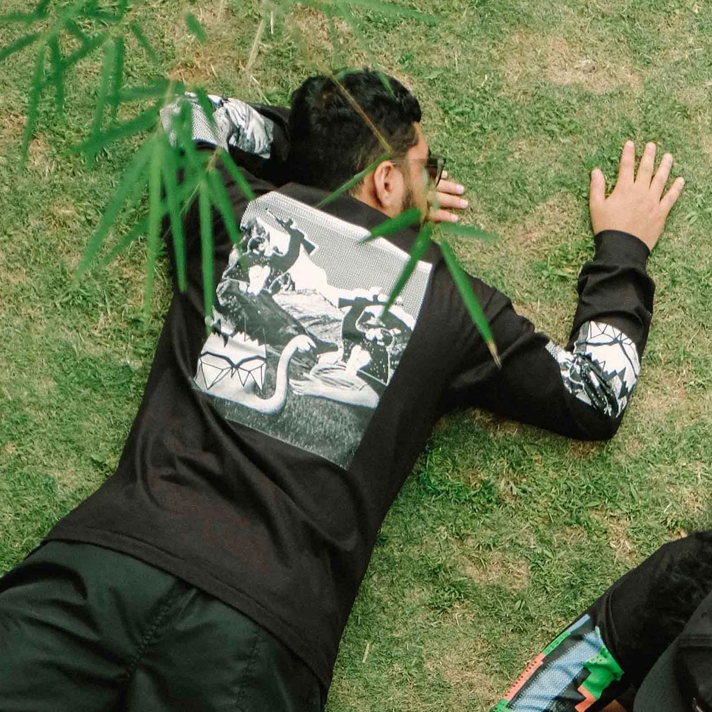 UNKL347 Kaos Pria Lengan Panjang Motif Halftone HC CMER LS