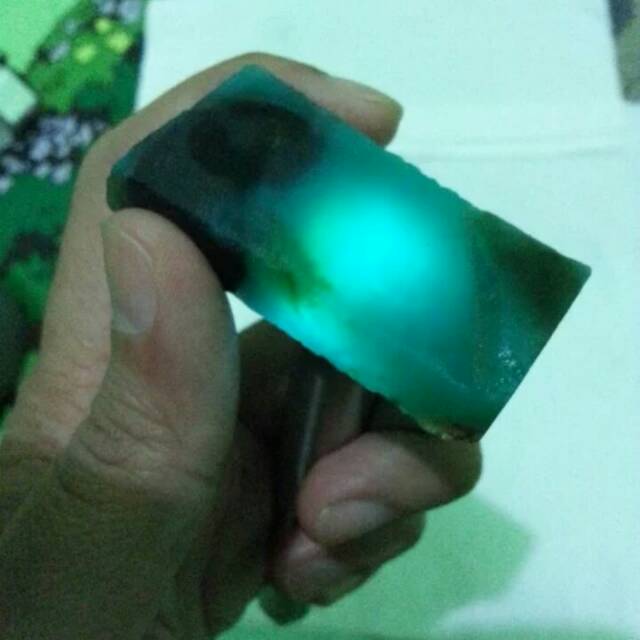Rough bacan doko kristal galian lama