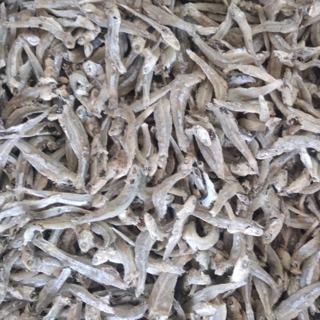 

Ikan asin teri rebusan