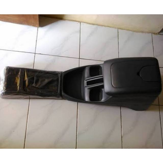 Console Box Kijang Kapsul 2003/2004