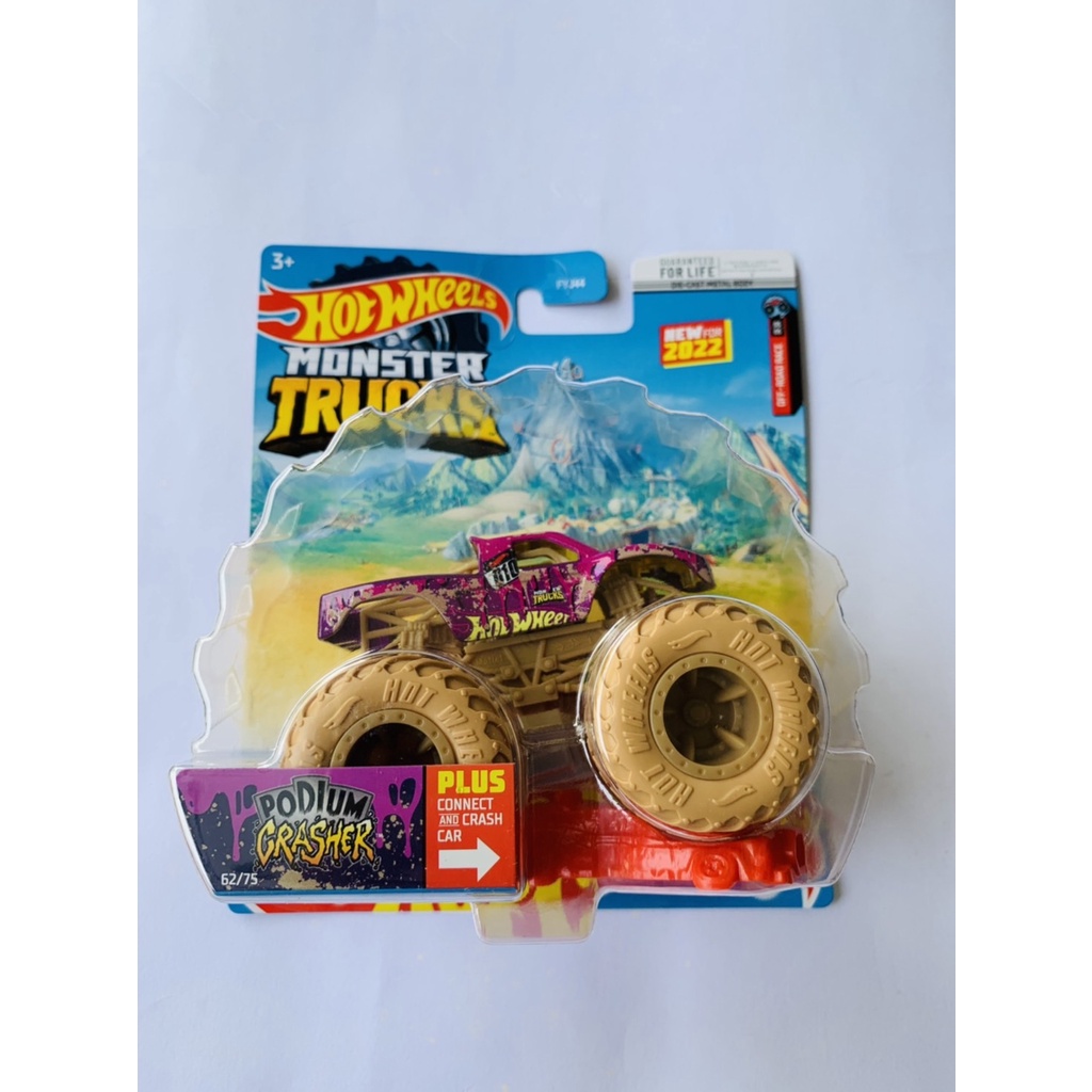 HOTWHEELS HOT WHEELS MONSTER TRUCKS TRUCK PODIUM CRAHSER PINK DIECAST MINIATUR MOBIL MAINAN MOBILAN 