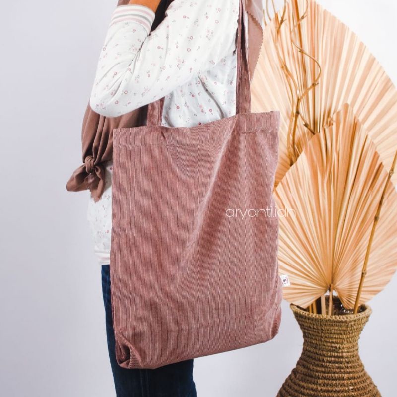 Totebag Corduroy Aryanti Premium Tas Kuliah Model Perekat Magnet