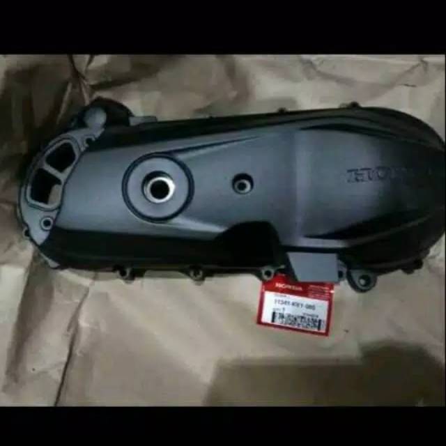11341-KVY-960 COVER L BAK TUTUP CVT BEAT KARBU