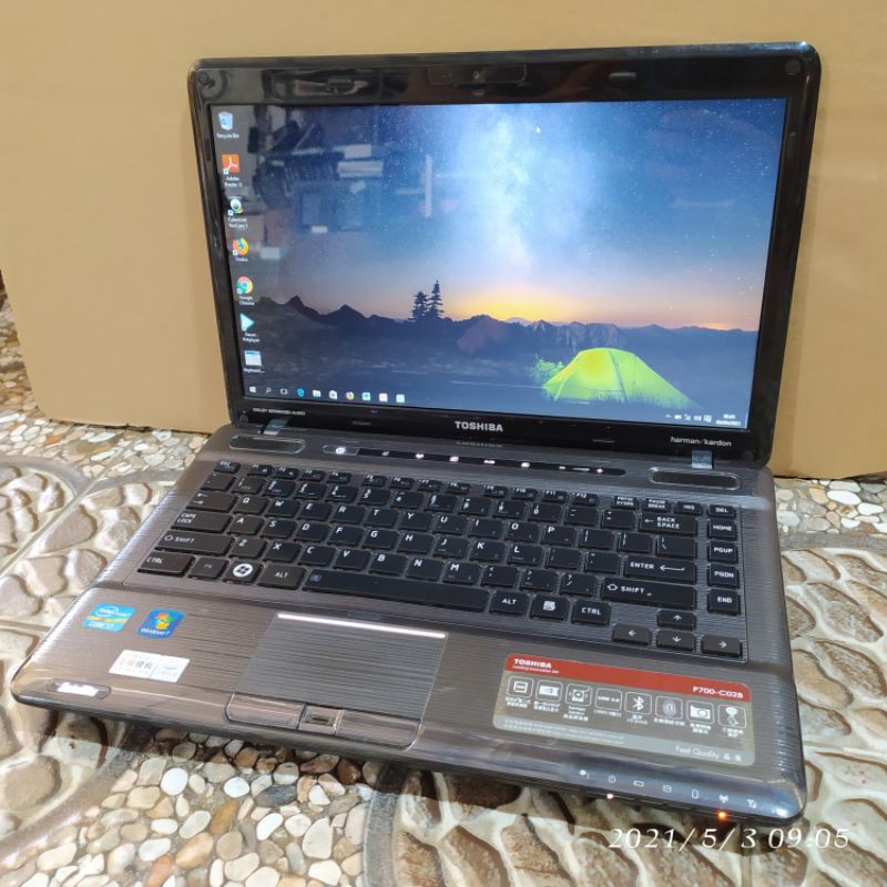laptop toshiba i7 ram4gb dual vga NVIDIA