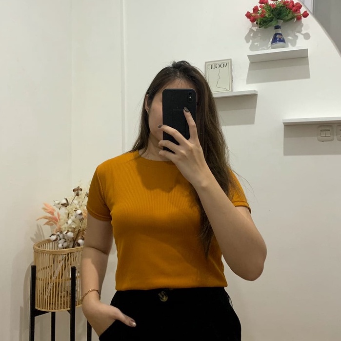 Joey Top / Atasan Croptop Rib