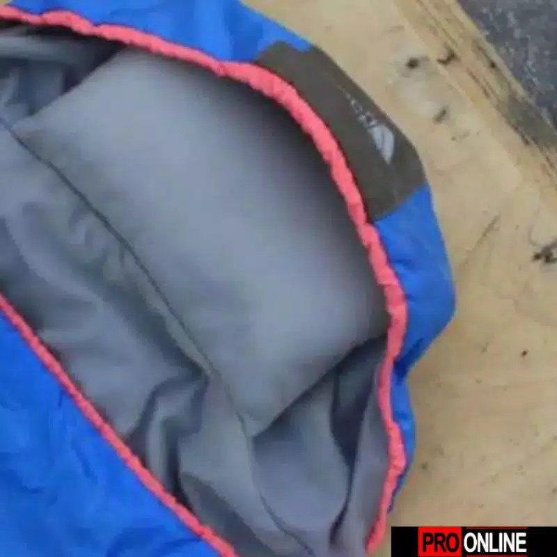 Sleeping Bag Bantal Waterproof Dan Matras - Paket Selimut Kemping Dan Matras Camping Outdoor