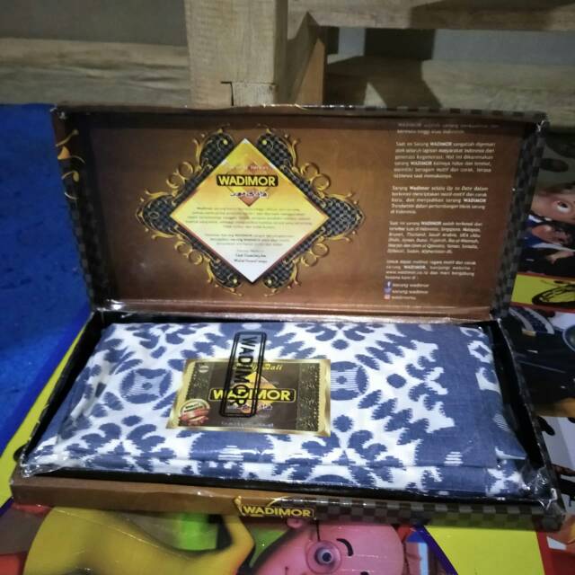 Sarung wadimor Motif bali Original