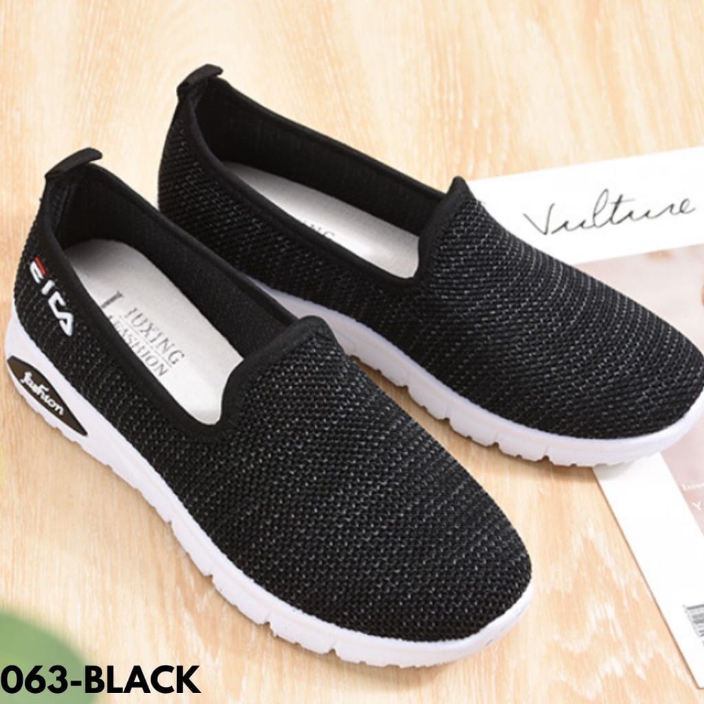 SEPATU WANITA MODEL TERPOPULER ZAMAN SEKARANG NYAMAN BAHAN CANVAS ELASTIS IMPORT 063