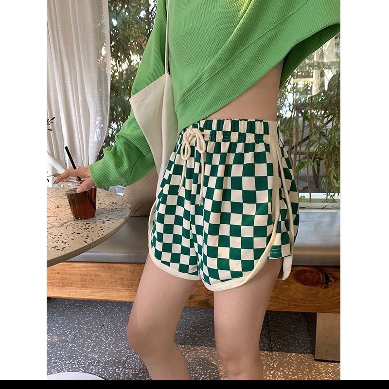 BEFAST - ZGW OOTD Hotpants NICOLE / Hotpant CATUR / Celana Pendek Wanita / Hotpants Motif Catur / Celana Pendek Santai Wanita / Keluaran Terbaru 2022 / Hotpants Kekinian Remaja ABG / Trendy / Fashion Ala Korean Style