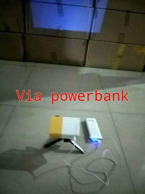 Mini Projector LED/ proyektor / projector YG300