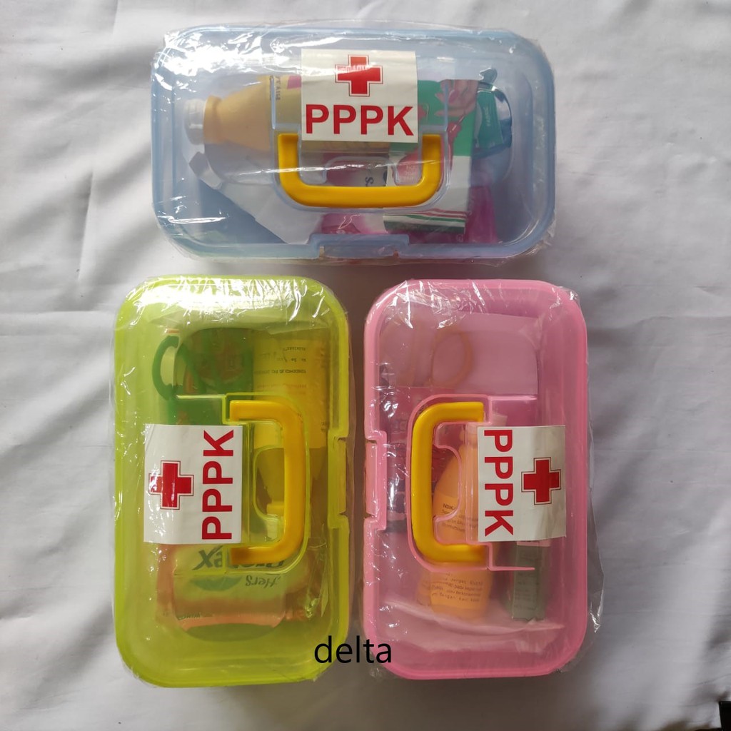 Kotak obat P3K mobil  box plastik warna