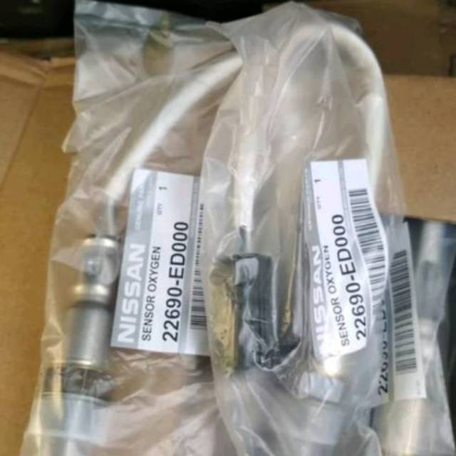 O2 sensor oksigen sensor livina L10