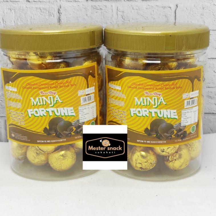 

Terbaru dan terlaris Ninja Fortune Choco Ball (1 toples isi 45 pcs) gas !!