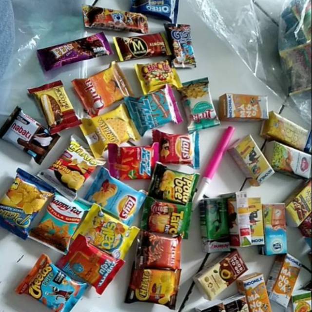 Magnet Kulkas Snack Cemilan Karakter / Pajangan Hiasan Kulkas Unik