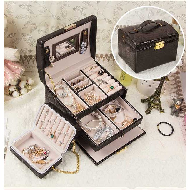 (Kunci)Kotak Tempat Penyimpanan Perhiasan / Box Perhiasan / Jewerly Box