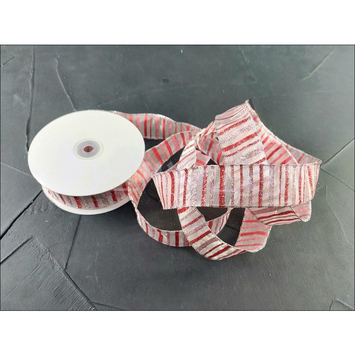 

Pita Garis Merah Gliter ; Lebar 3.8 cm ; Panjang 25 Yard