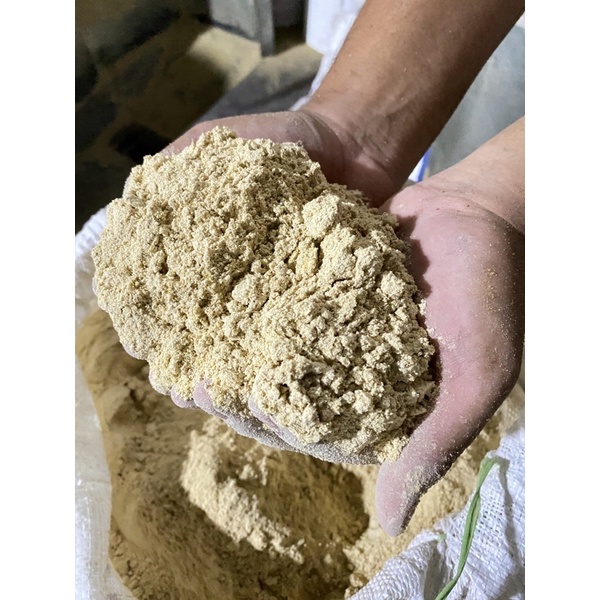 

TEPUNG JAGUNG LEMBUT AMPOK JAGUNG 1KG