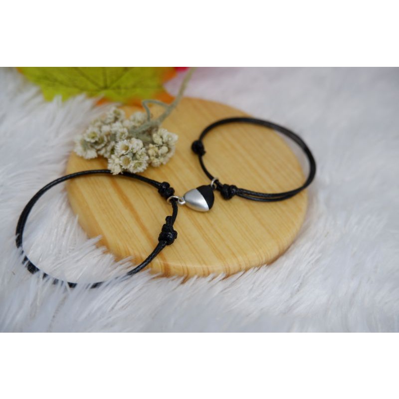 GELANG POLOS MAGNET LOVE COUPLE ( 2 GELANG ) GELANG MAGNET POLOS / GELANG MAGNET TALI KOREA ANTI AIR /GELANG COUPLE MAGNET /GELANG POLOS MAGNET /GELANG 1 PASANG ISI 2 GELQNG /GELANG PASANGAN /GELANG COUPLE /GELANG MURAH/GELANG LUCU/GELANG AESTHETIC VIRALL