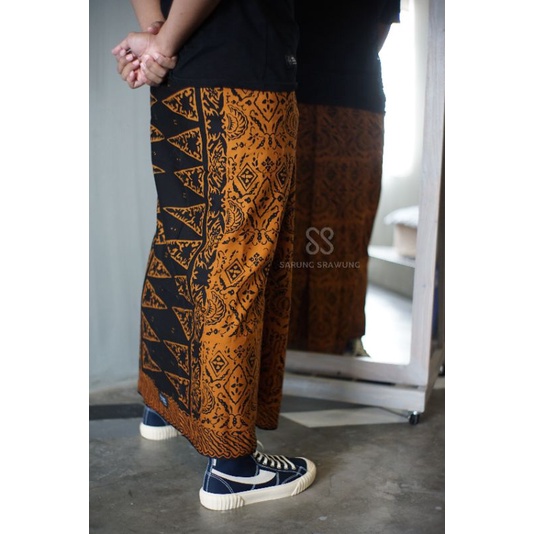 SIDOMUKTI SARUNG BATIK SARUNG SRAWUNG