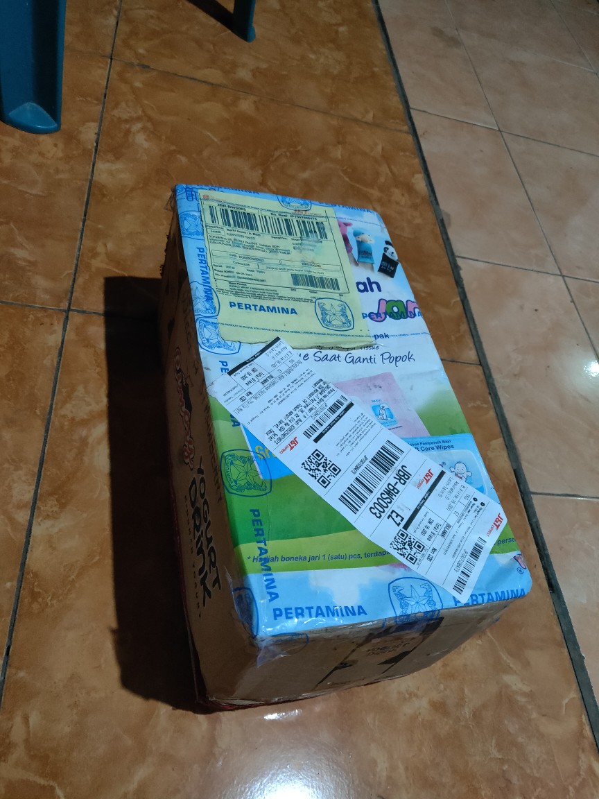 Stella Matic Alat Parfum Putih Free Refill