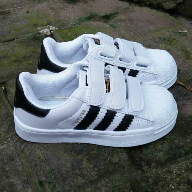 Sepatu Adidas Superstar Kids