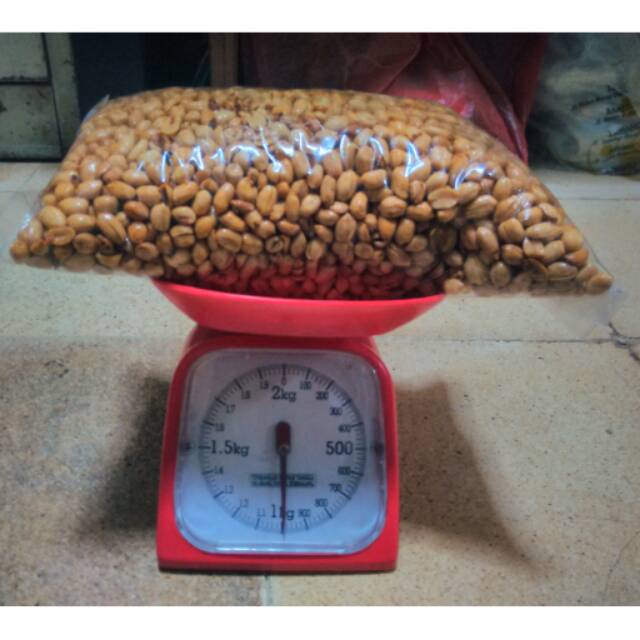 

Kacang goreng / kacang bawang / garlic peanut