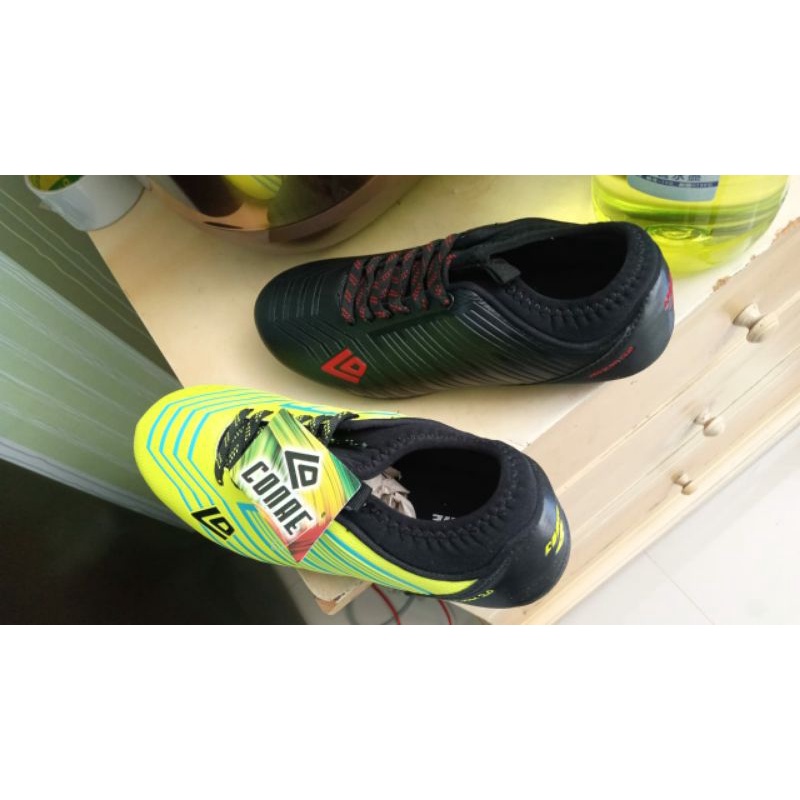 sepatu futsal CONAE anti slip sepatu futsal lapangan sintetis sepatu futsal anak sepatu futsal murah