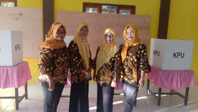 Batik Couple Cendrawasih Sogan Batik Nilda Mas Original