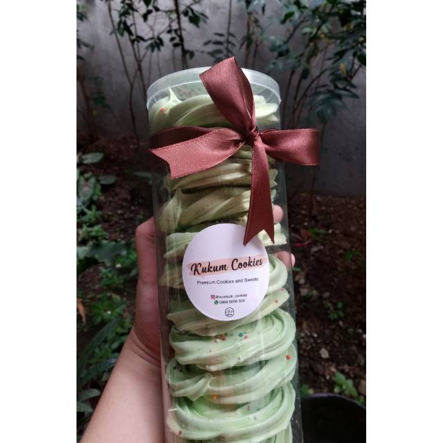 Japanese Matcha Latte Rose Meringue - Maringue