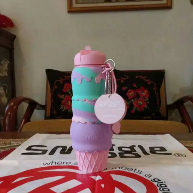 Original Smiggle Ice Cream Silicone Bottle