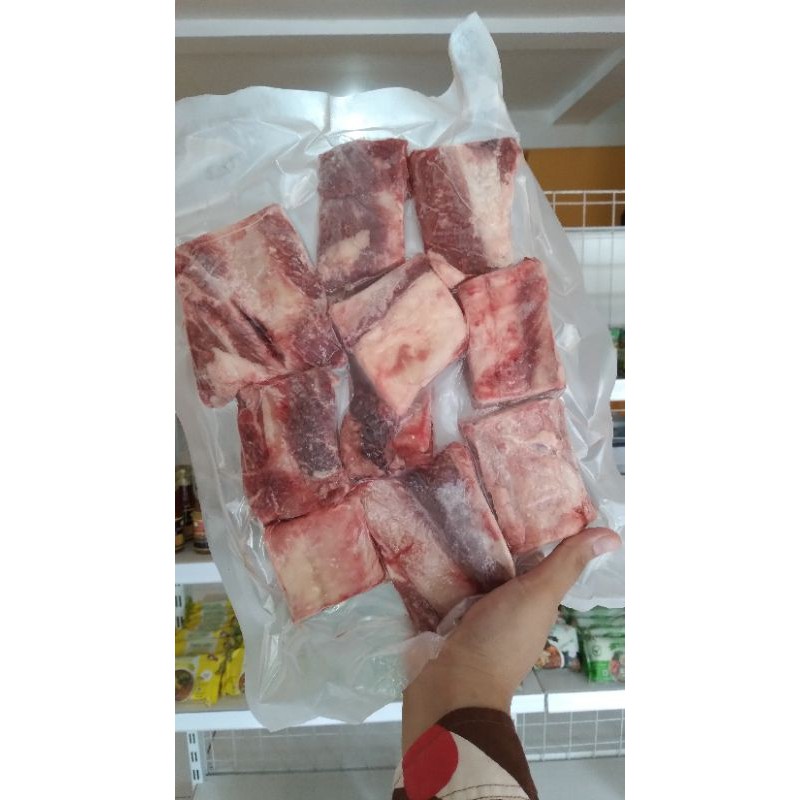 

IGA KONRO, prime cuts. berat 1kg. vakum pack