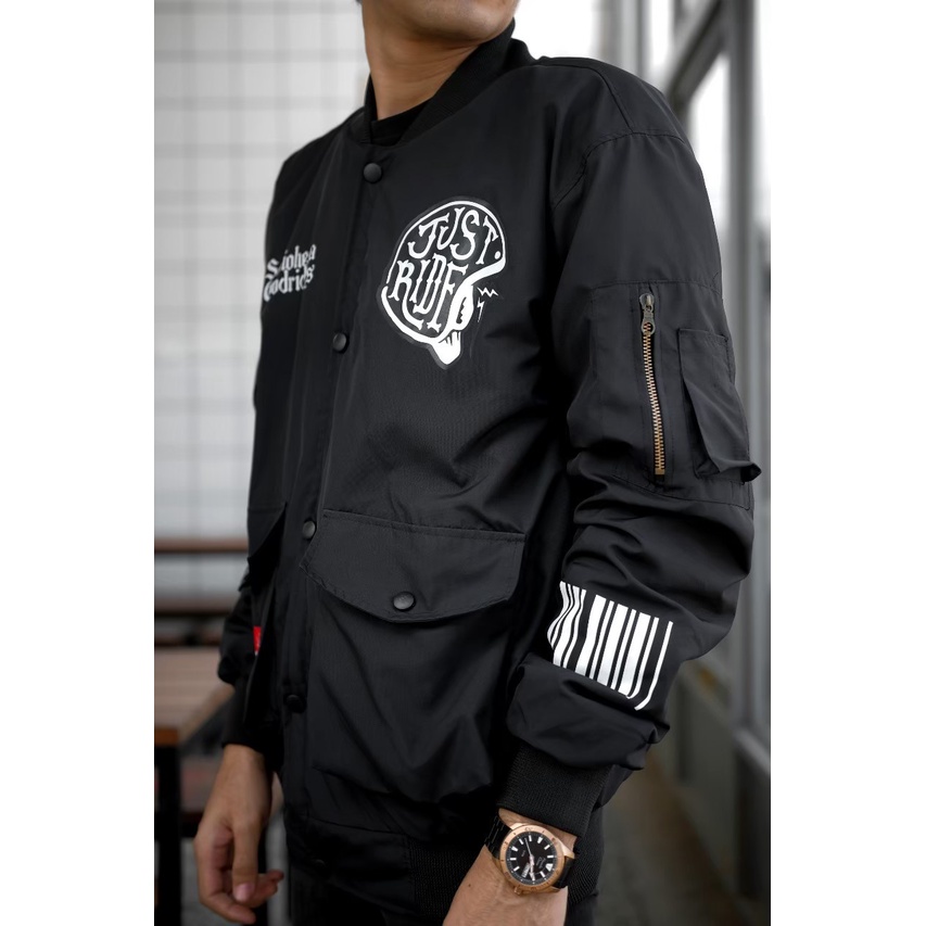 JAKET PRIA CASUAL SIMPLE ORIGINAL DISTRO  WATERPROOF OUTDOOR