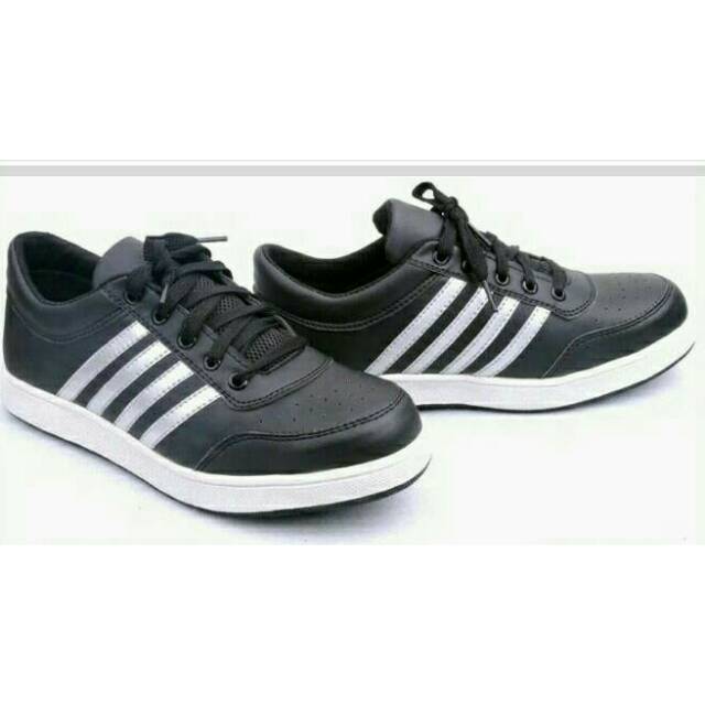 sepatu safety adidas original